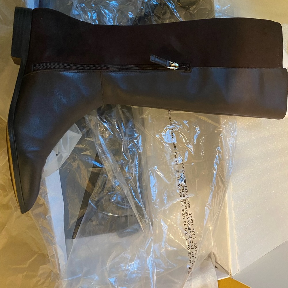 New!! Nine West Size 8 Knee High Boots